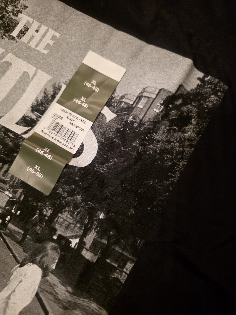 NWT THE BEATLES Abbey Road Black Graphic Tee Shirt Men's XL. Non smoking home. - Picture 4 of 7